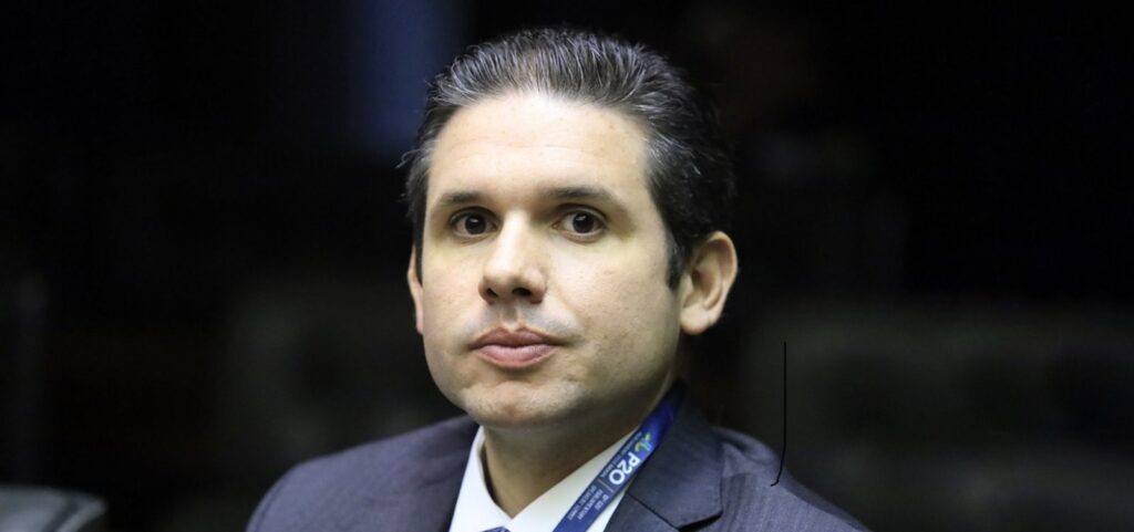 em-mensagens,-motta-e-vorcaro-citam-negocio-de-r$-45-milhoes-na-paraiba:-formato-em-sociedade