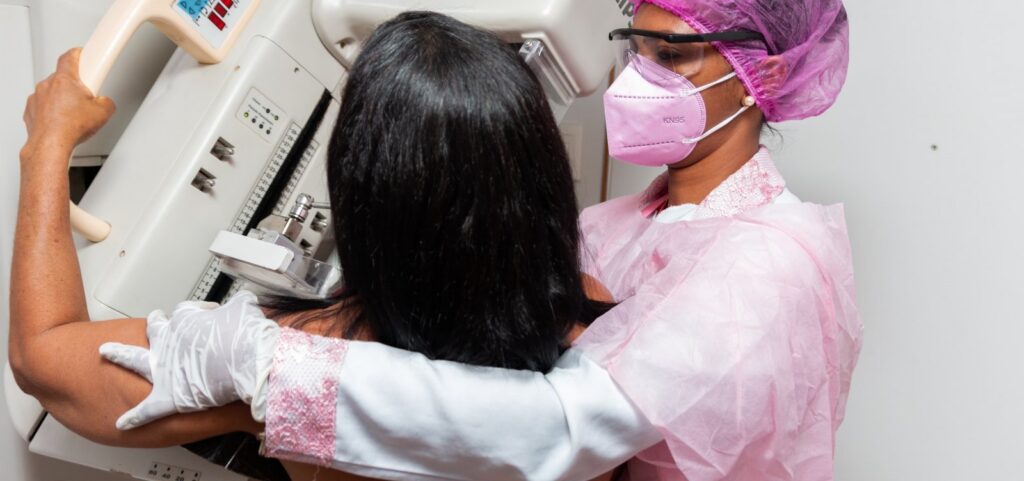 salvador-tera-40-mil-mamografias-gratuitas-no-outubro-rosa;-agendamento-comeca-nesta-terca