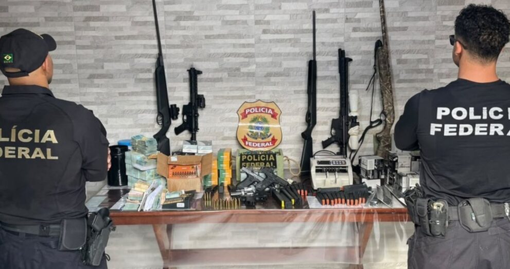 pf-apreende-44-armas-e-r$-535-mil-em-operacao-contra-fraudes-de-cac-na-bahia