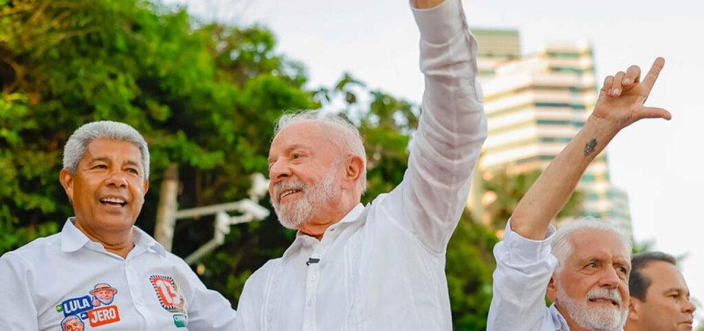 em-salvador,-lula-defende-fim-das-bets,-rejeita-voto-“neto-lula”-e-critica-flavio-bolsonaro
