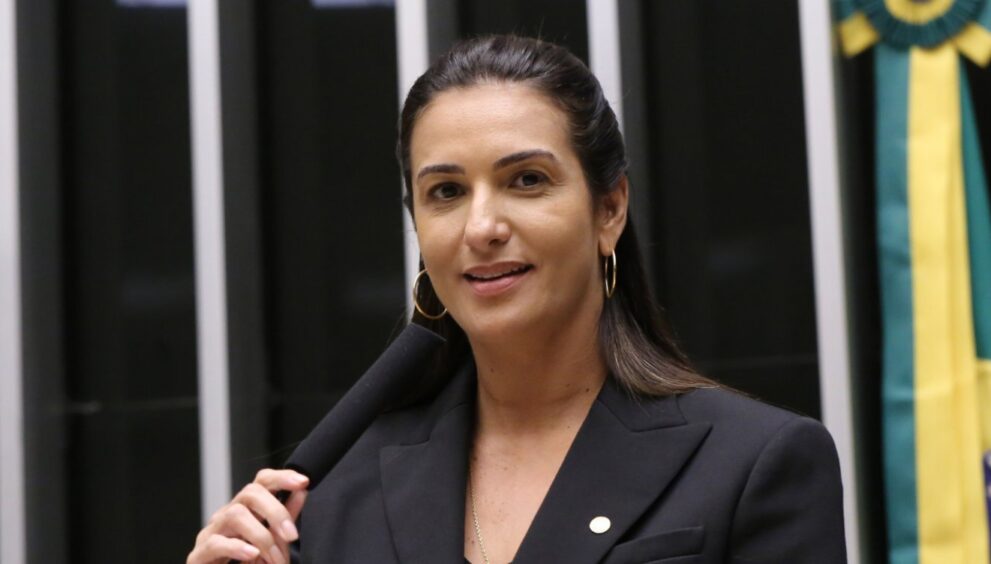 roberta-roma-recebe-alta-cinco-dias-apos-ser-internada-com-infarto