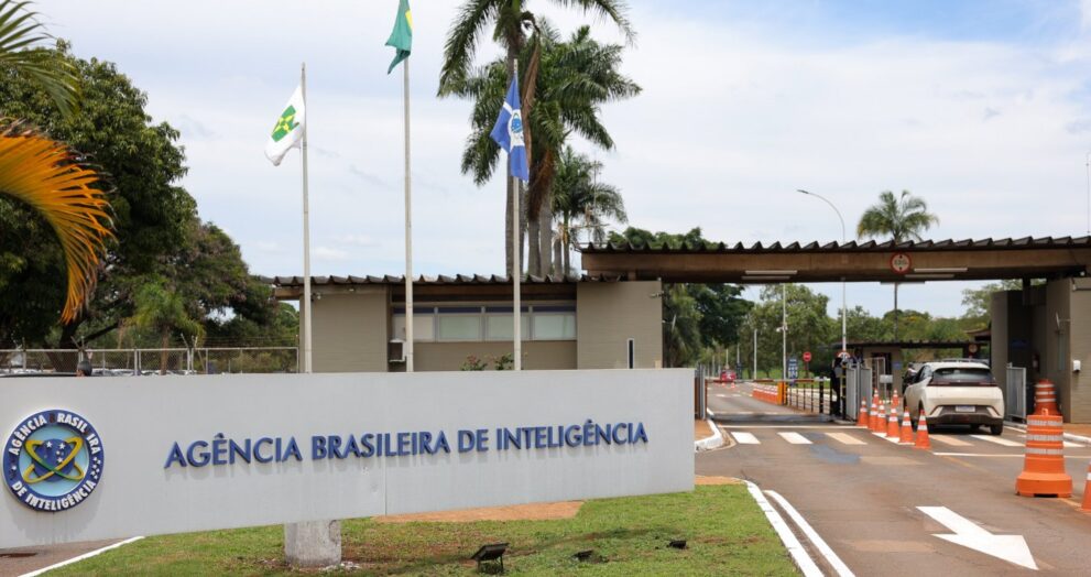 abin-aponta-suposta-interferencia-dos-eua-e-da-russia-nas-eleicoes-durante-reuniao-com-europeus