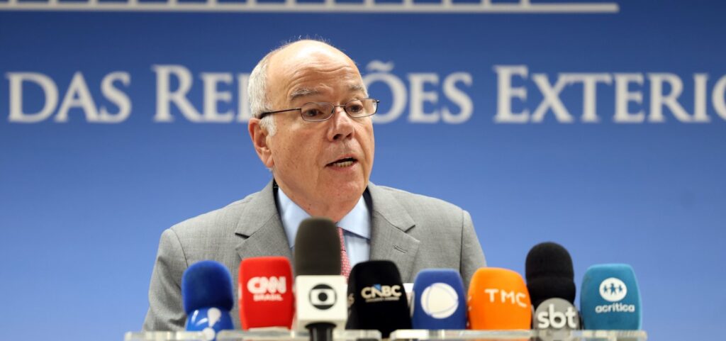 estados-unidos-vai-enviar-nova-proposta-de-negociacao-de-tarifaco,-afirma-itamaraty