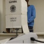 Mendonça muda voto e libera post de Tabet sobre Nossa Senhora