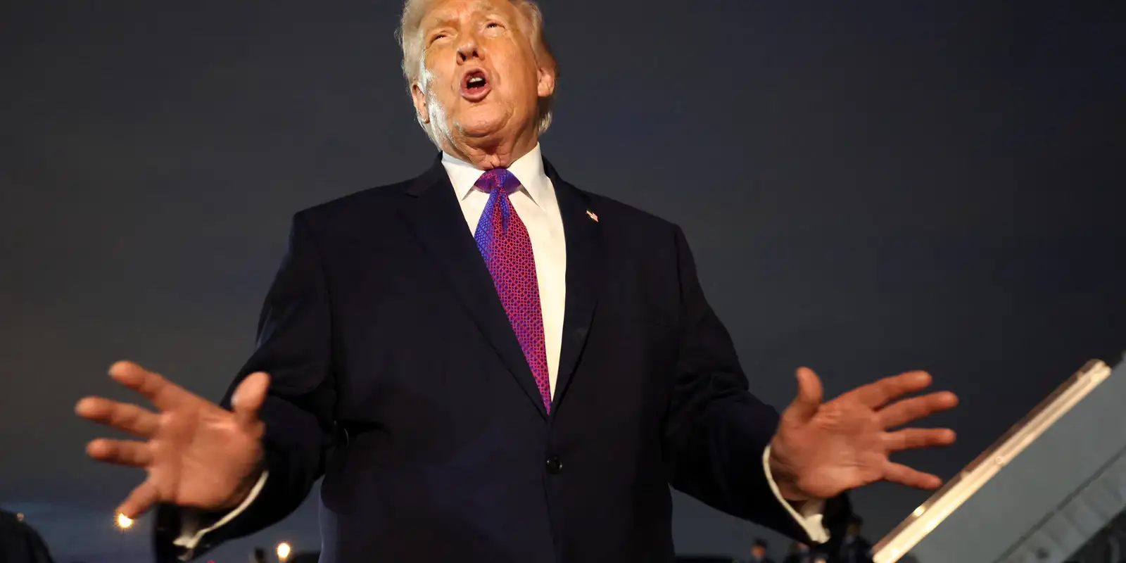 trump-diz-que-acompanha-“de-perto”-eleicoes-presidenciais-no-brasil