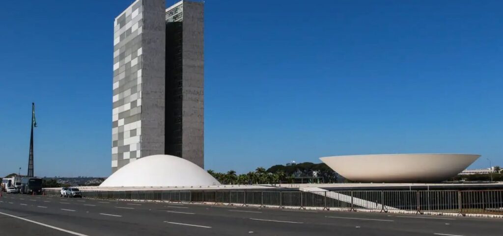 senado-pode-votar-fim-da-escala-6×1-na-semana-do-segundo-turno