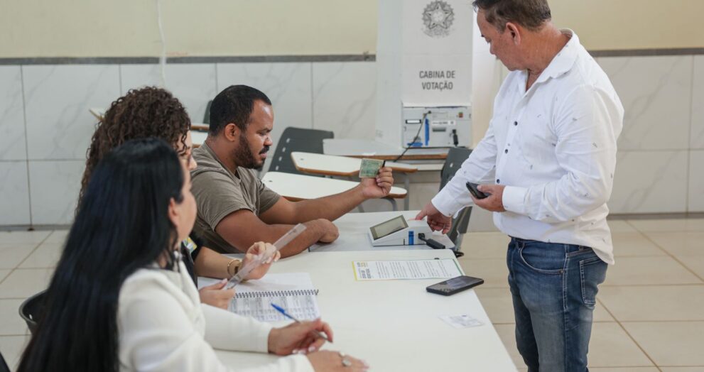 entrevista:-especialista-da-abradep-fala-sobre-voto-e-urna-eletronica