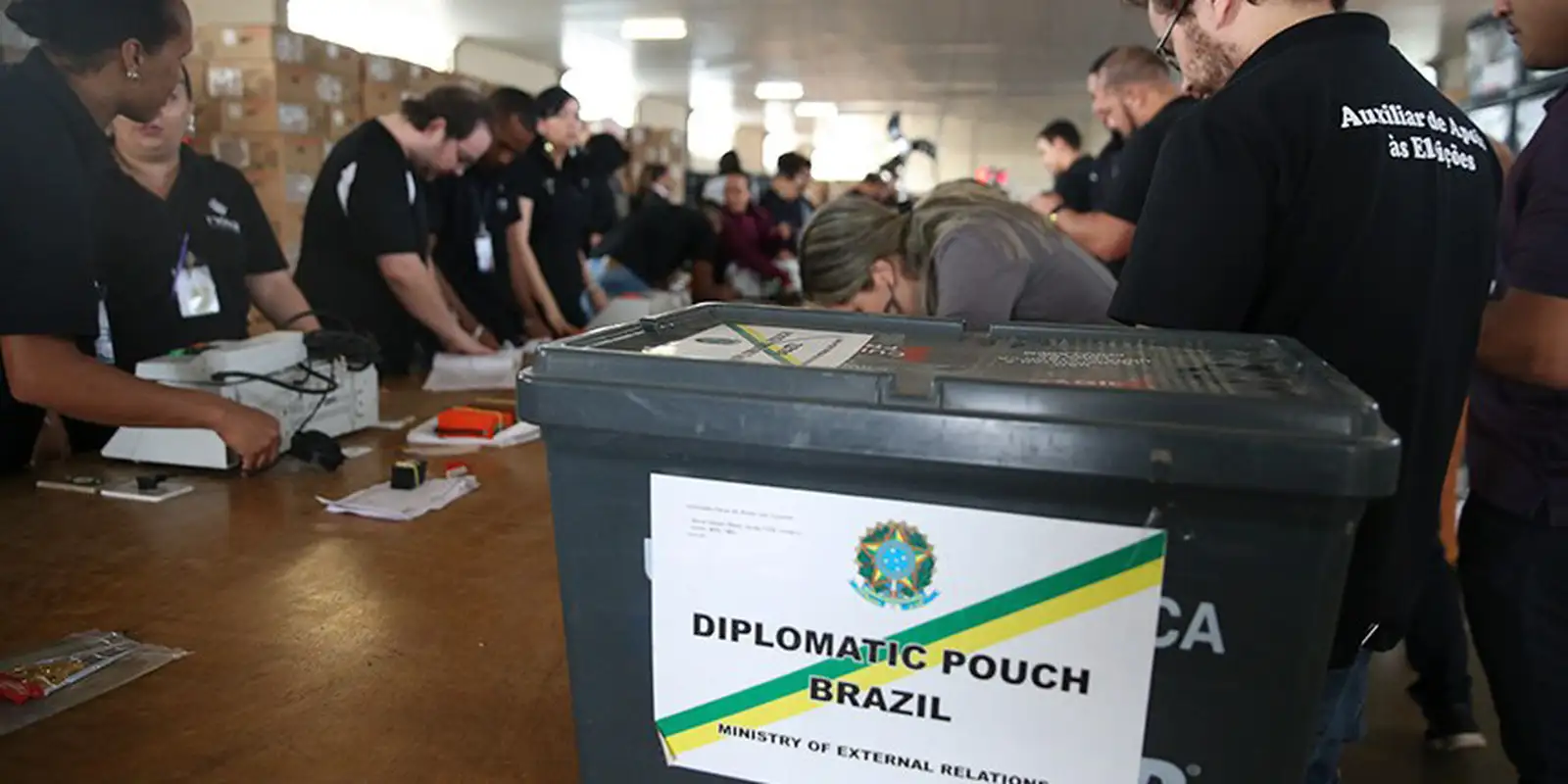 mais-de-918-mil-brasileiros-votam-no-exterior-nas-eleicoes-2026
