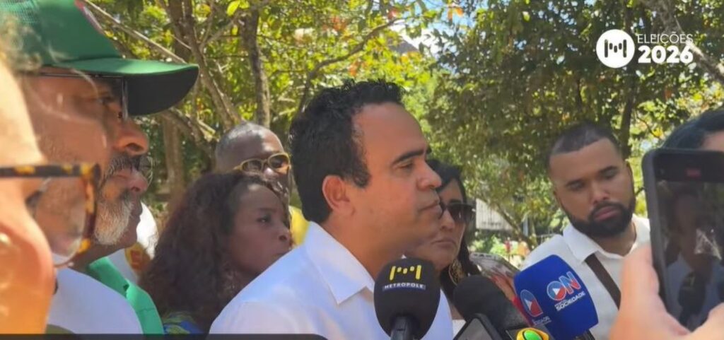 ronaldo-mansur-vota-em-salvador-e-defende-respeito-entre-grupos-politicos