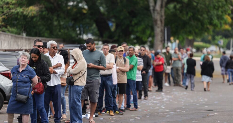 no-tocantins,-184-candidatos-disputam-24-vagas-para-deputado-estadual