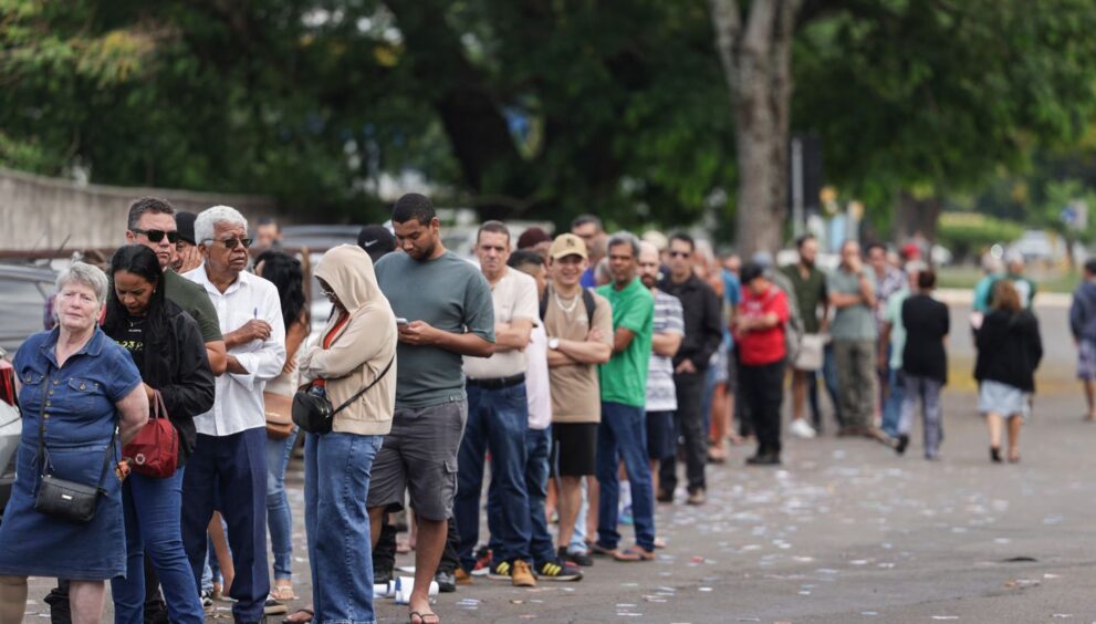 no-tocantins,-184-candidatos-disputam-24-vagas-para-deputado-estadual