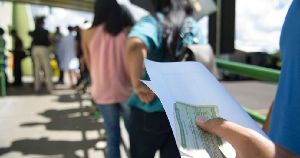 maior-local-de-votacao-de-sao-paulo-teve-filas-longas