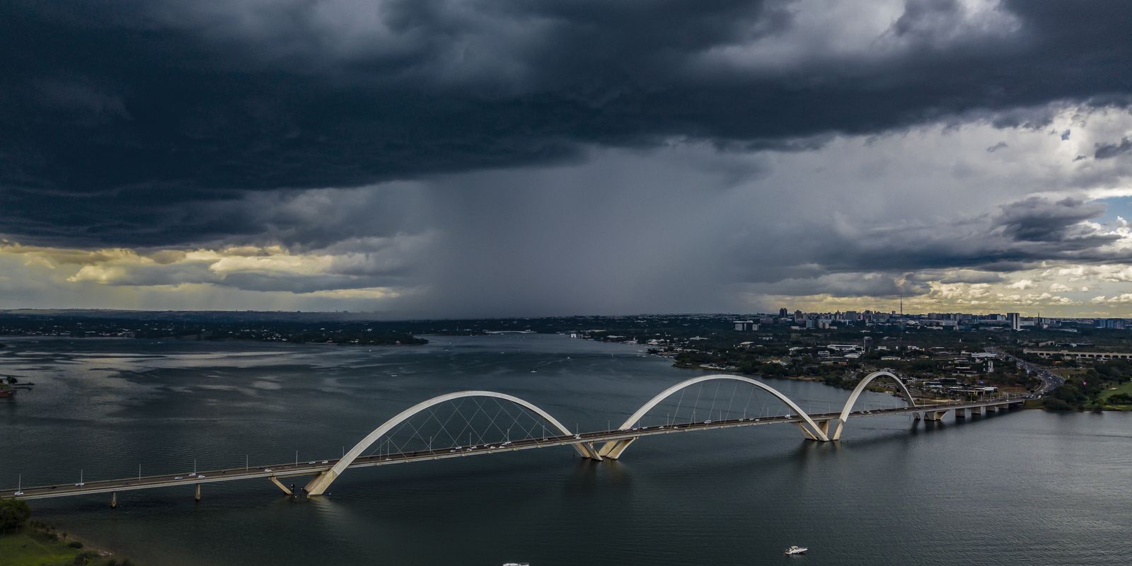 primavera-chuvosa:-inmet-alerta-para-perigo-potencial-de-temporais