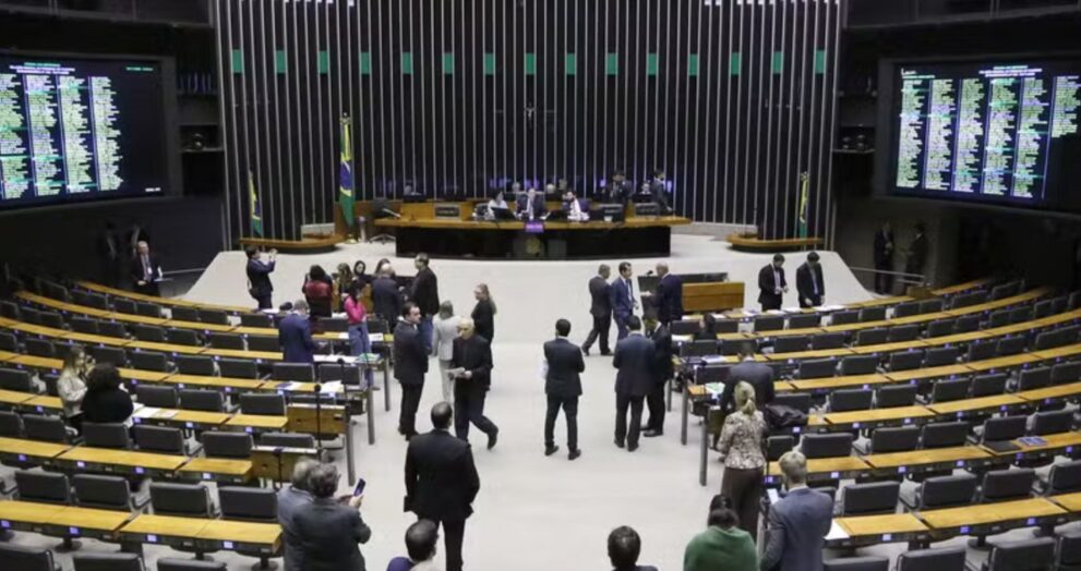 psol/rede,-pdt,-avante-e-outras-duas-siglas-nao-atingem-clausula-de-barreira;-entenda