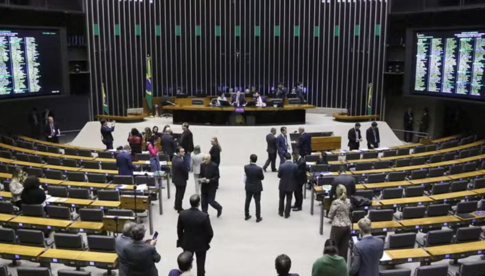 psol/rede,-pdt,-avante-e-outras-duas-siglas-nao-atingem-clausula-de-barreira;-entenda