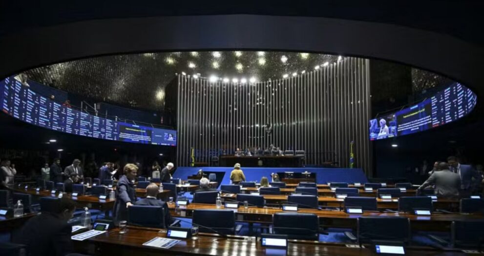 com-28-senadores,-pl-tera-maior-bancada-do-senado-em-2027