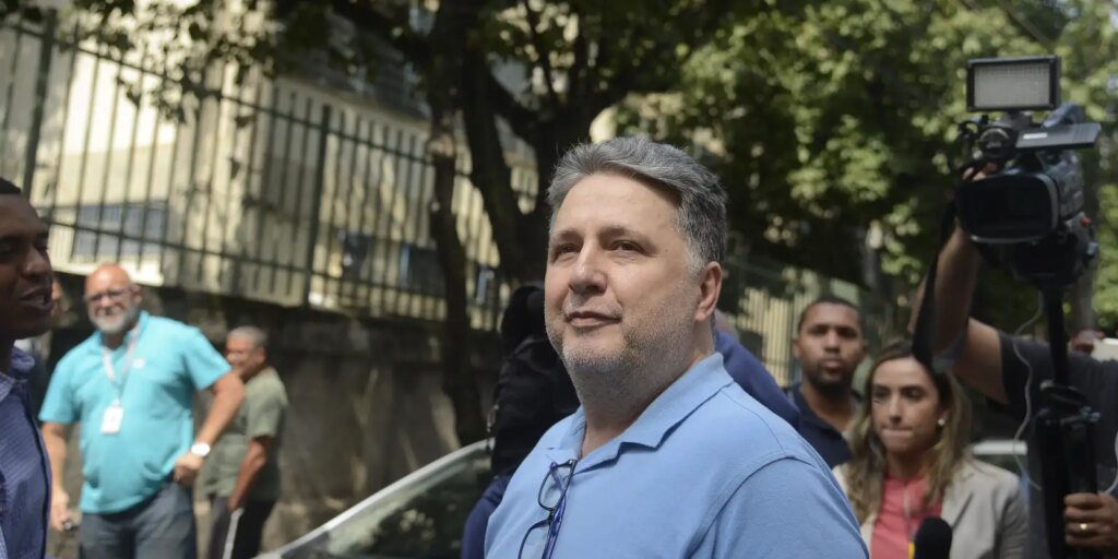 garotinho-desiste;-tse-aguarda-parecer-da-procuradoria-geral-eleitoral