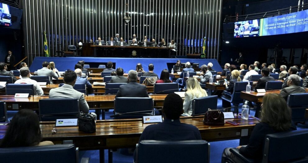 senado-retoma-discussao-da-pec-que-acaba-com-escala-6×1