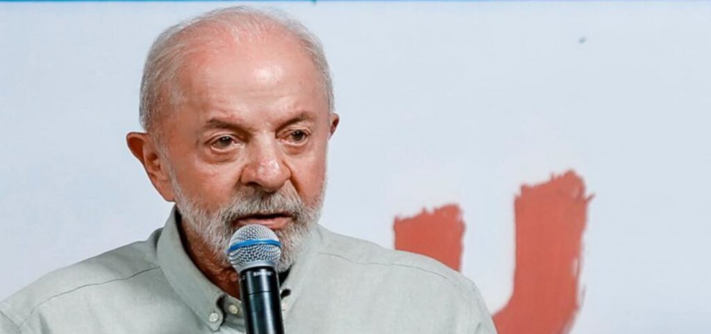 lula-cobra-flavio-bolsonaro-por-posicao-sobre-fim-da-escala-6×1-no-senado