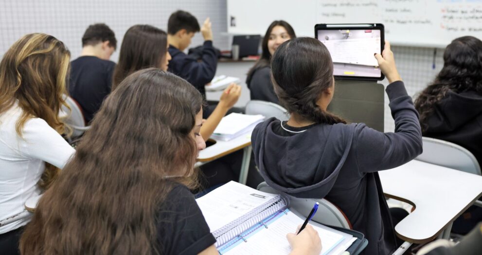especial-enem-2026:-professor-da-dicas-para-prova-de-redacao