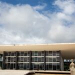 Polícia indicia namorado de jovem morta em condomínio em Fortaleza