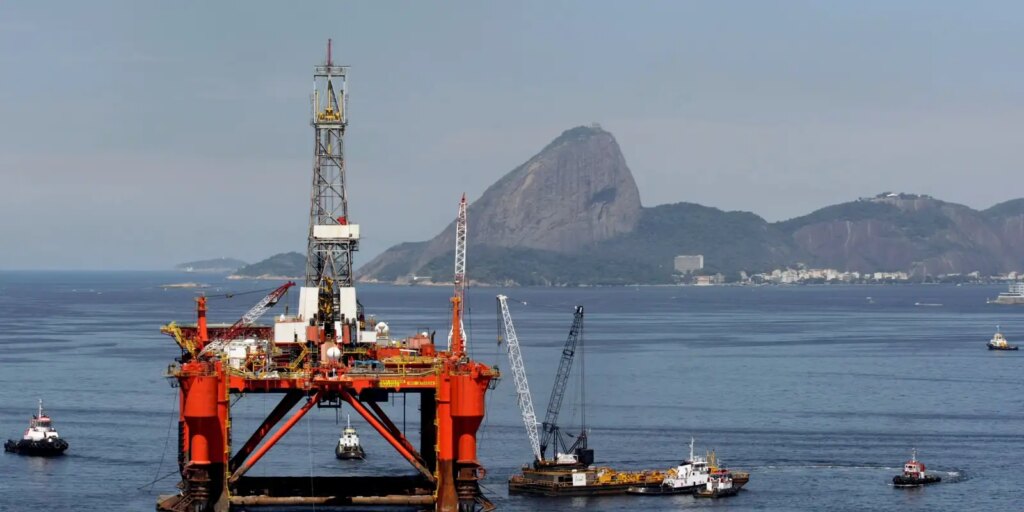 producao-de-petroleo-e-gas-natural-no-brasil-bate-recorde-em-2025