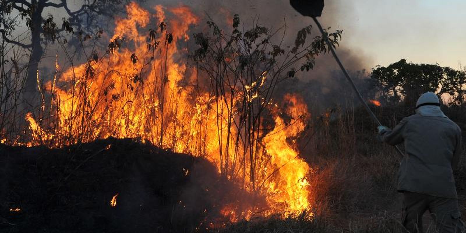 fumaca-de-incendios-encobre-regioes-de-manaus