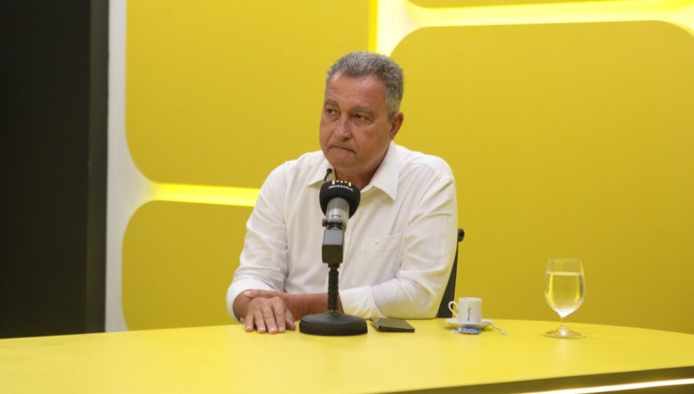 rui-costa-compara-governos-lula-e-bolsonaro-e-questiona-proposta-economica-de-flavio