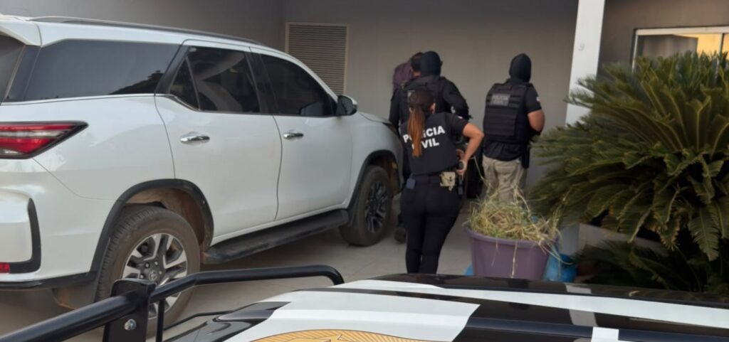 policia-prende-quatro-influenciadores-na-bahia-em-investigacao-sobre-esquema-de-apostas-que-movimentou-r$-84-milhoes