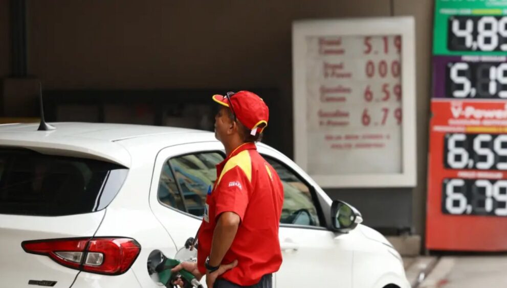 governo-lula-zera-impostos-federais-sobre-gasolina-e-amplia-subsidio-ao-diesel
