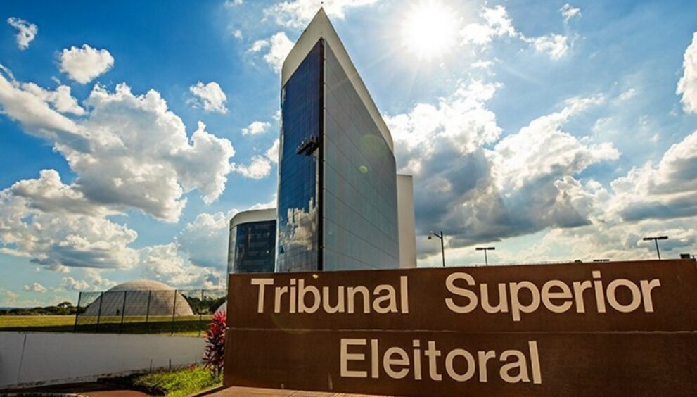 tse-suspende-site-que-oferecia-criptomoedas-por-apoio-a-flavio-bolsonaro