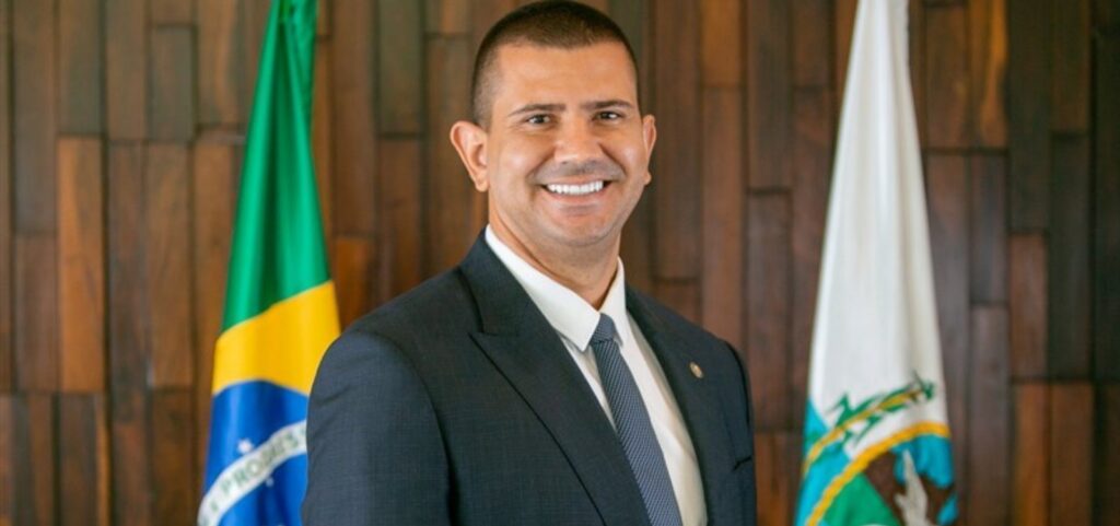 douglas-ruas-e-eleito-governador-do-rio-apos-retotalizacao-dos-votos