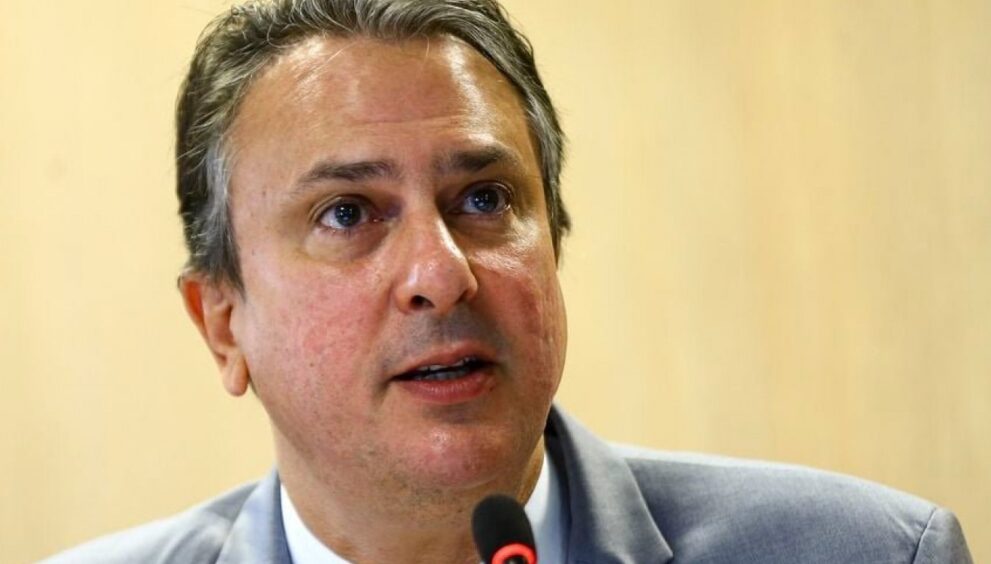 camilo-santana-anuncia-votacao-da-pec-da-seguranca-publica-para-quarta-feira