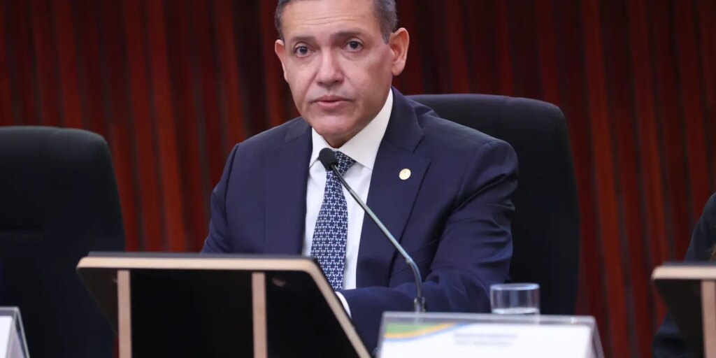 nunes-marques-manda-tecnicos-do-tse-analisarem-canal-exercito-do-lula