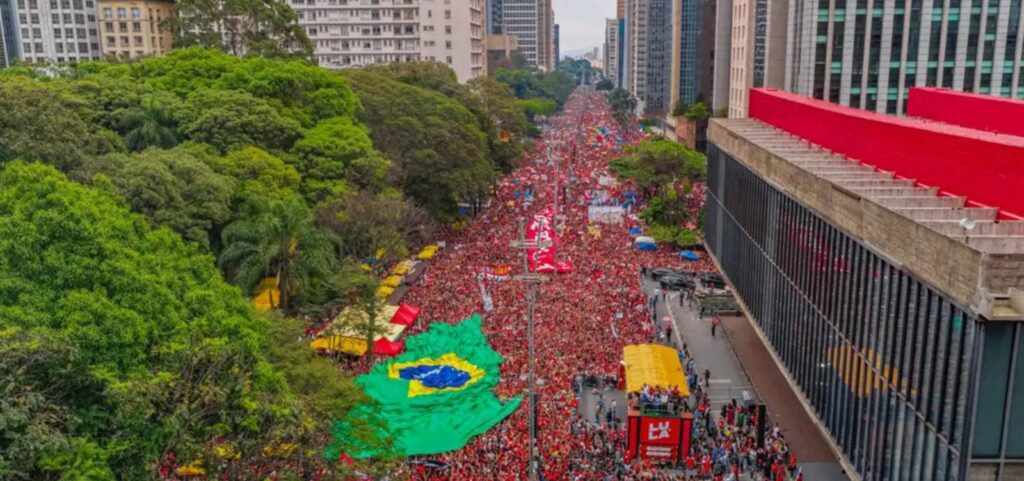campanha-de-lula-aciona-tse-contra-publicacoes-sobre-ato-na-avenida-paulista