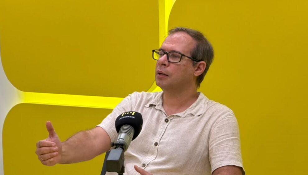 fake-news-sao,-acima-de-tudo,-uma-estrategia-para-provocar-reacao;-diz-mestre-em-historia-social