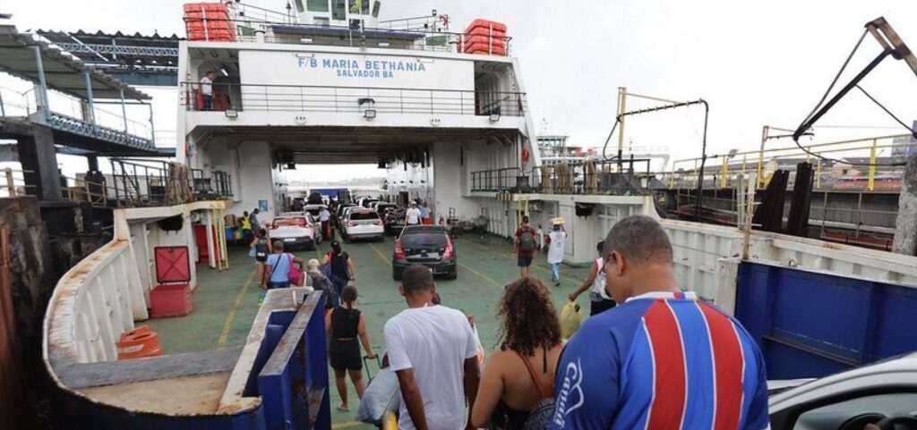 apos-feriadao,-ferry-boat-registra-mais-de-4-horas-de-espera-nesta-terca