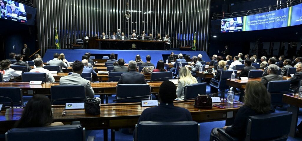 senado-vota-pec-que-acaba-com-escala-6×1-na-quarta-feira