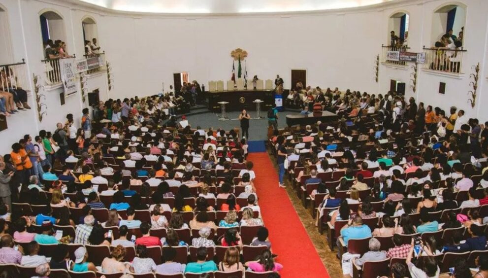 ufba-promove-debate-sobre-educacao-superior-e-ato-em-defesa-da-democracia-nesta-quinta-feira