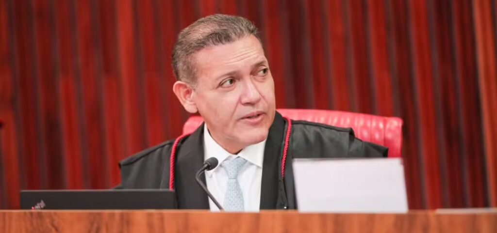 nunes-marques-libera-canal-“exercito-do-lula”,-mas-impoe-prazo-de-48-horas-para-retomada-das-postagens