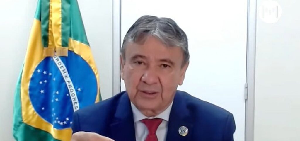 ministro-critica-propostas-de-flavio-bolsonaro-e-relembra-cortes-na-gestao-anterior