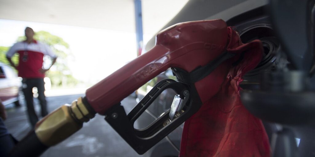 agu-abre-acoes-contra-postos-de-combustiveis-por-reajustes-abusivos