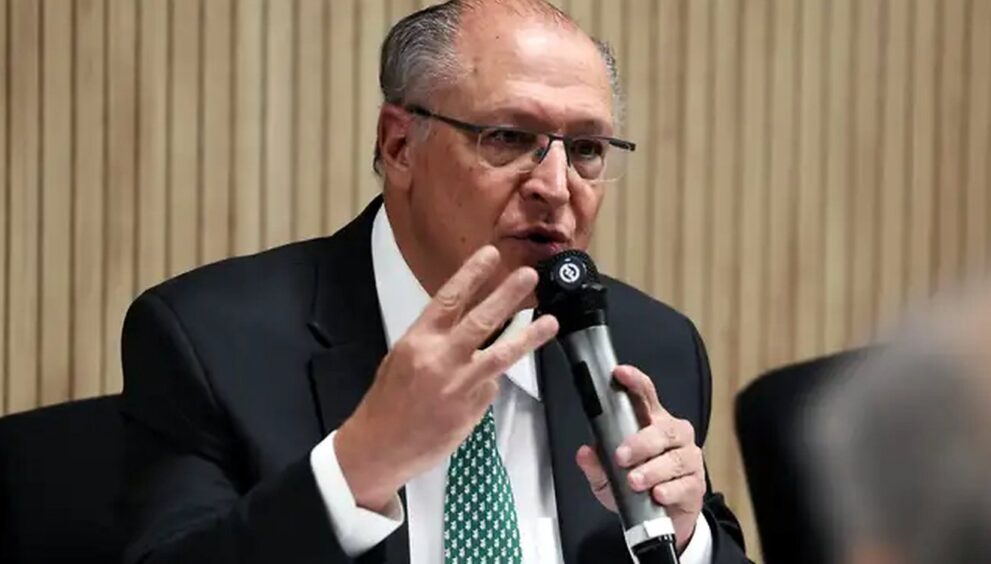 alckmin-ataca-‘supersalarios’-e-defende-um-novo-ajuste-fiscal