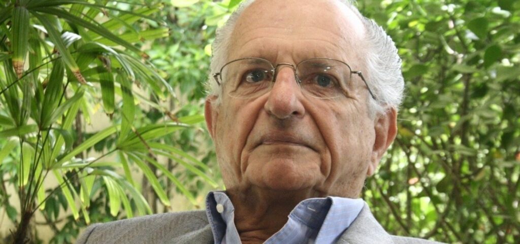 academia-de-ciencias-da-bahia-promove-palestra-e-lancamento-de-livro-sobre-legado-de-roberto-santos