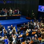 Lula anuncia PEC para garantir ônibus gratuitos aos fins de semana em todo o país