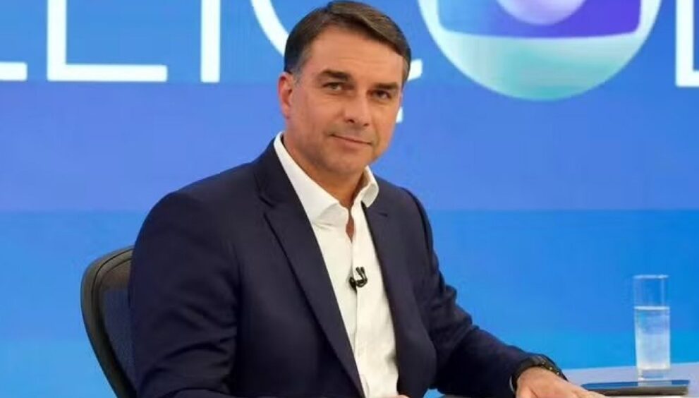 economia,-seguranca-publica-e-banco-master:-os-destaques-da-entrevista-de-flavio-bolsonaro-a-globo