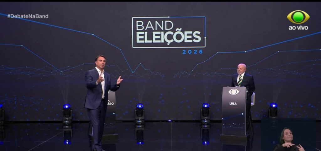 debate-na-band:-clima-esquenta-no-primeiro-confronto-direto-entre-lula-e-flavio-bolsonaro