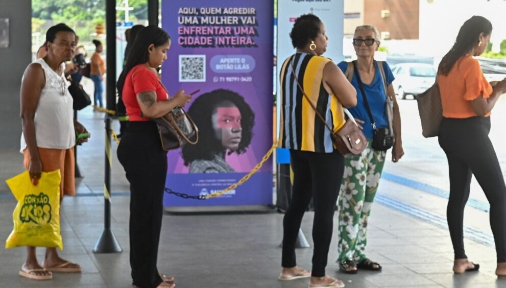 servico-de-atendimento-a-mulheres-vitimas-de-violencia-e-ampliado-para-26-estacoes-do-brt-de-salvador