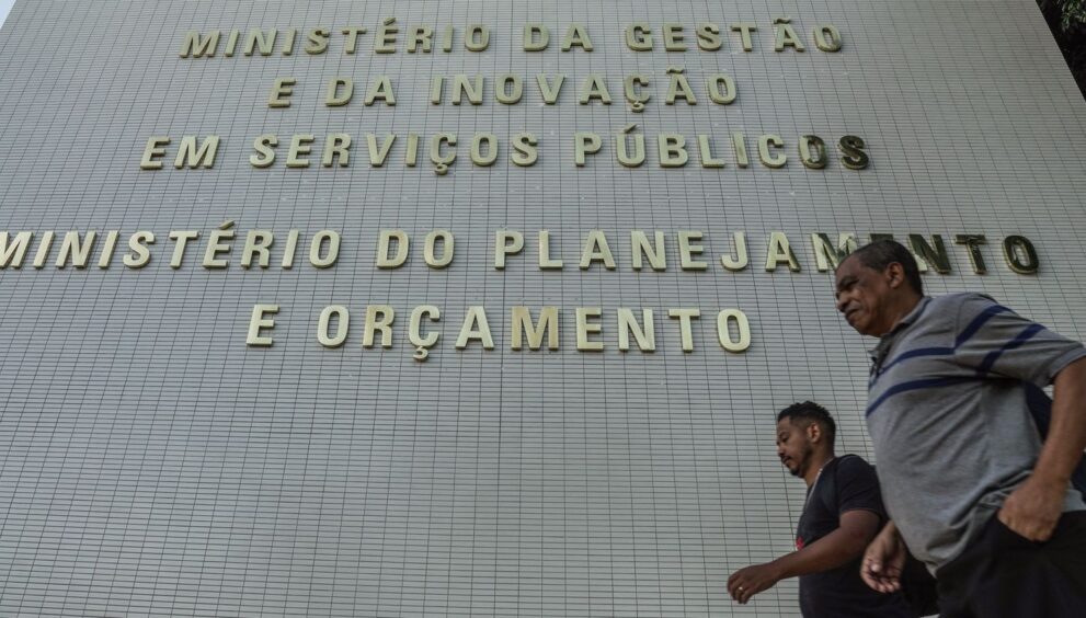 governo-calcula-remanejar-r$-20-bi-para-medidas-de-estimulo-economico