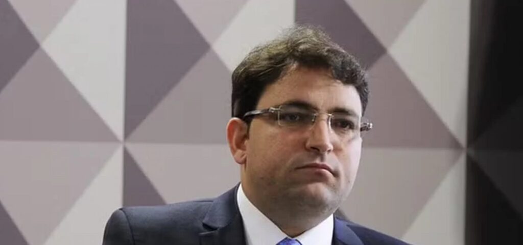 amigo-de-flavio-bolsonaro-movimentou-milhoes-em-bets-e-foi-o-maior-apostador-do-pais-em-2025